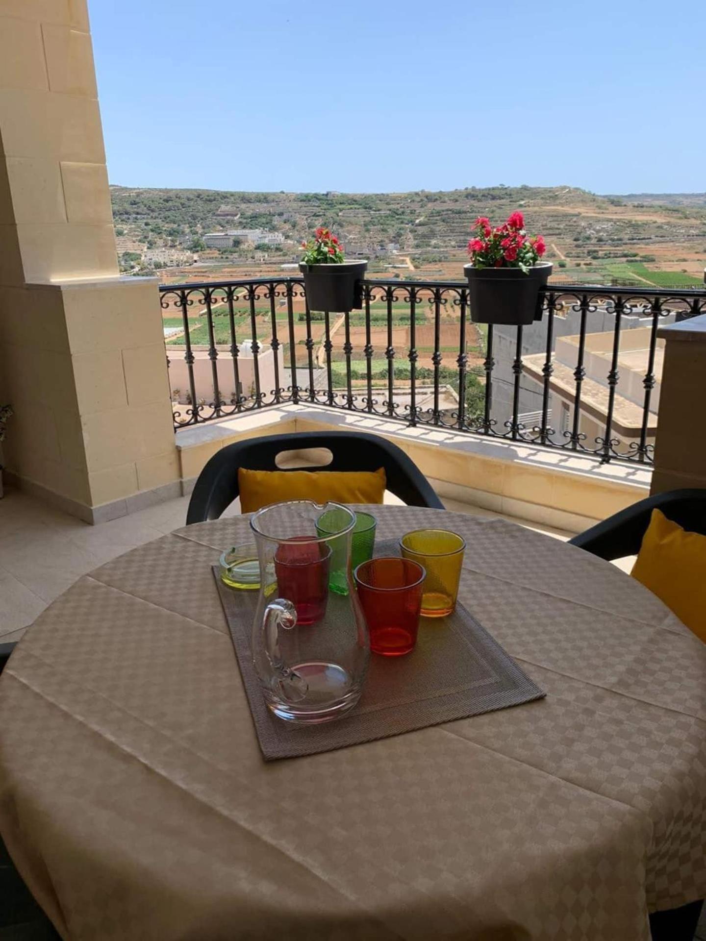 Ta'Lonza Luxury Near Goldenbay With Hot Tub App3 Apartman Mellieħa Kültér fotó
