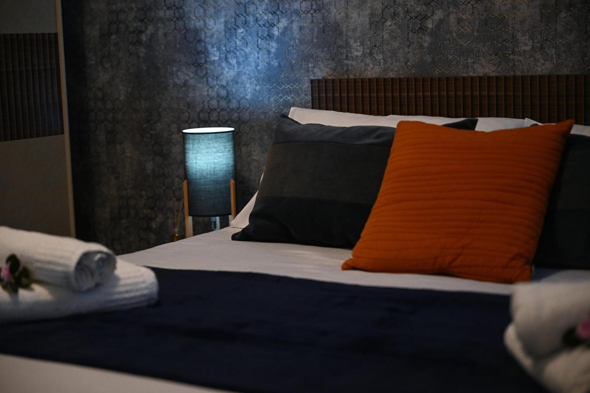 Fl 3 Ta'Lonza Luxury With Hot Tub By Homely Mellieħa Kültér fotó